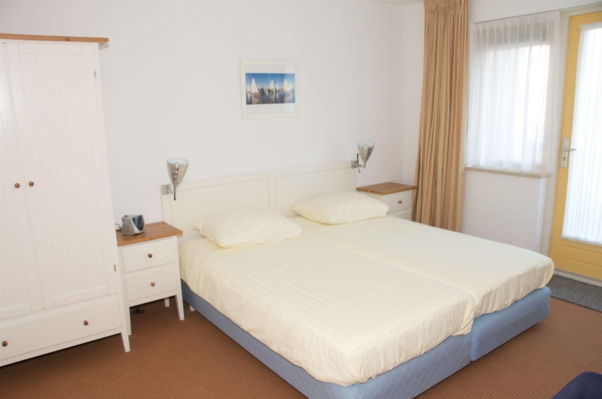 Hotel Kogerstaete Texel De Koog  Ngoại thất bức ảnh